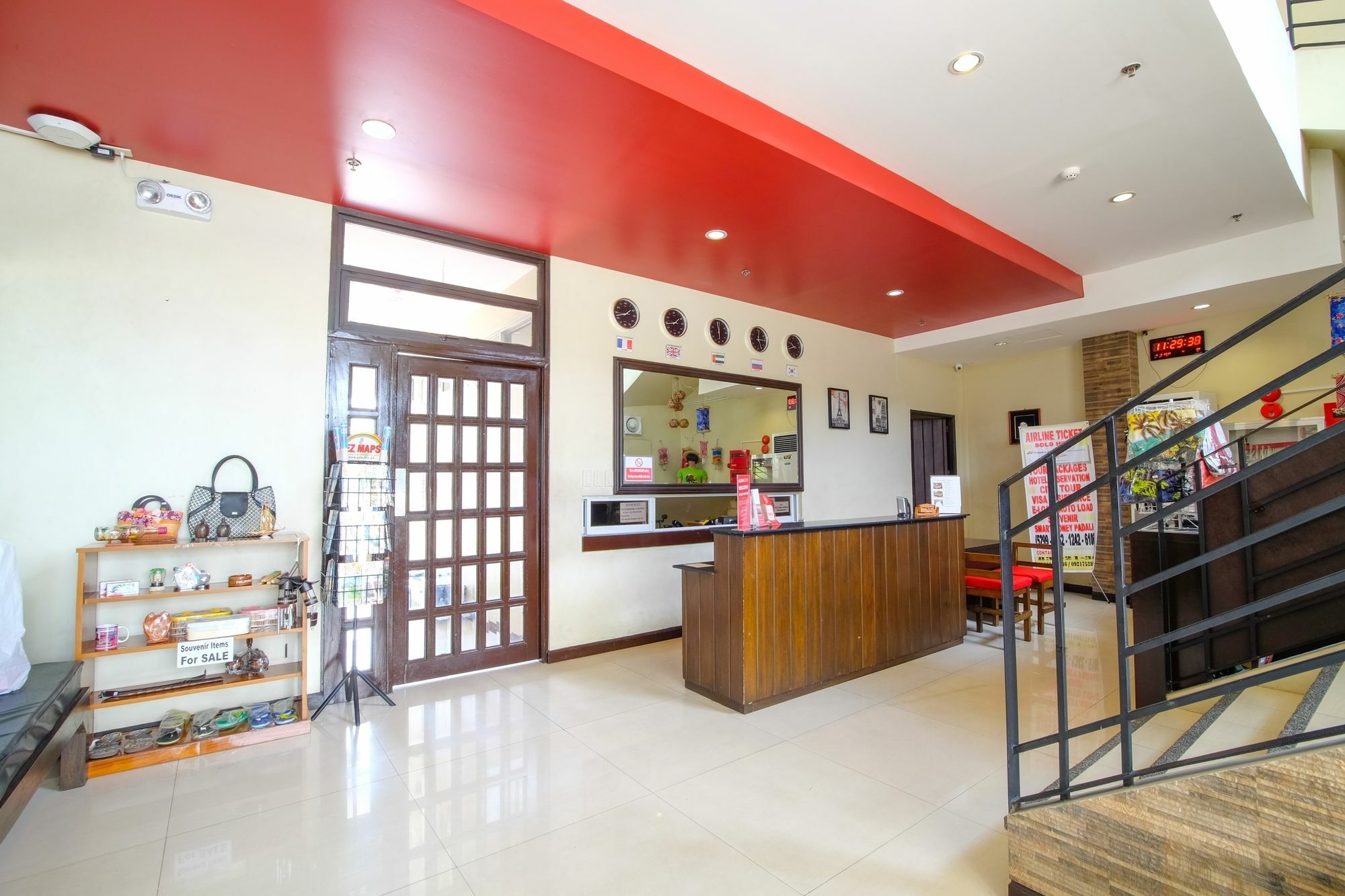 Zen Rooms Basic Aurora Пасай Экстерьер фото